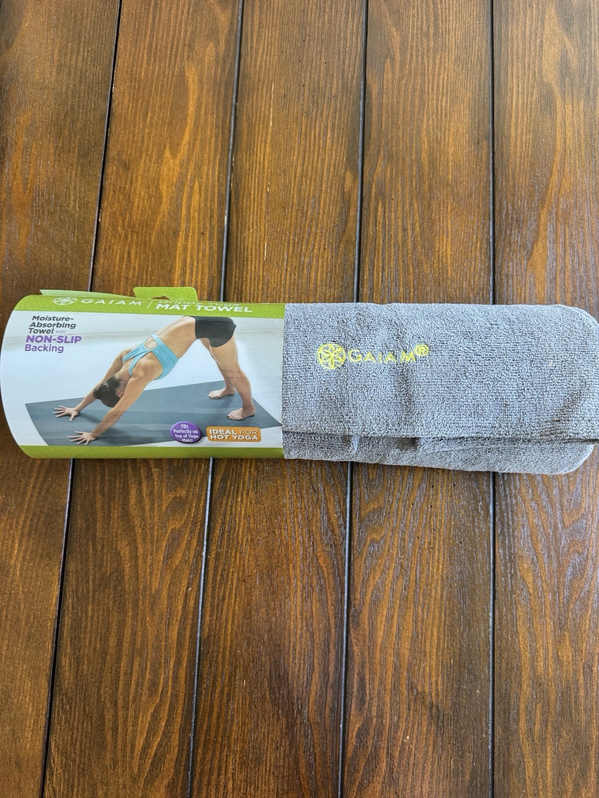 Gaiam Grippy Yoga Mat Towel Non-Slip Moisture-Absorbing 24×68 Gray/Green