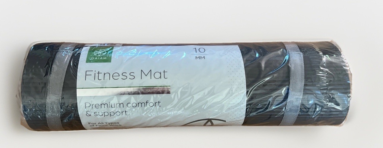 GAIAM Extra Thick 10MM Yoga Black Fitness Mat Non-Slip New W/ Carry strap