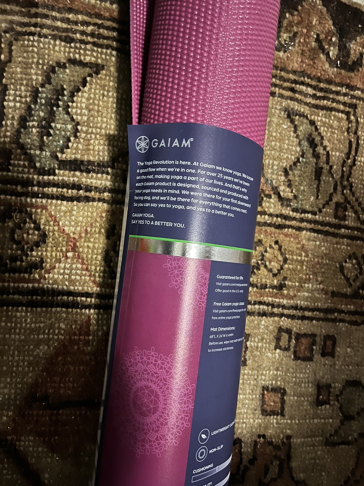 New GAIAM 4MM CLASSIC YOGA MAT