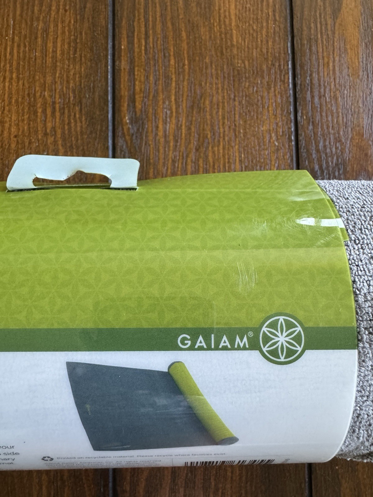 Gaiam Grippy Yoga Mat Towel Non-Slip Moisture-Absorbing 24×68 Gray/Green