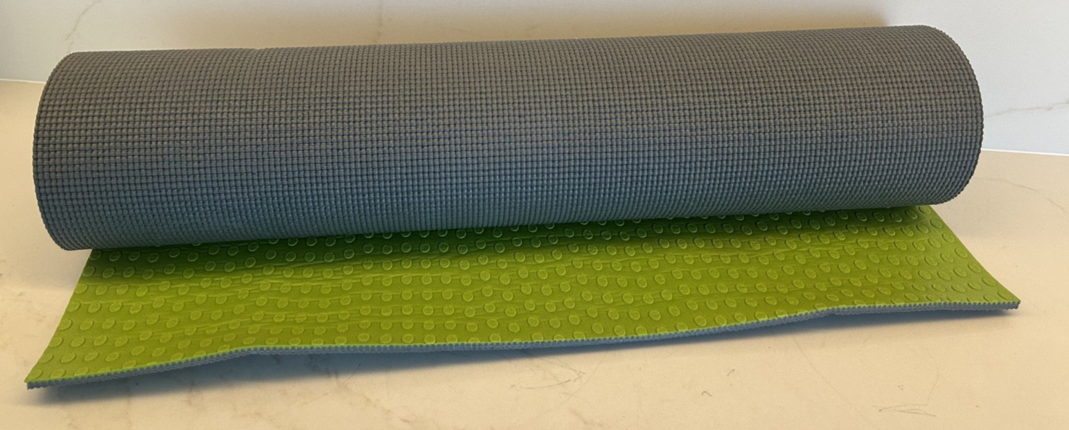 1/4″ YOGA Sticky Mat DOUBLE Thickness! 24 x 68″ With Carrying Strap !!