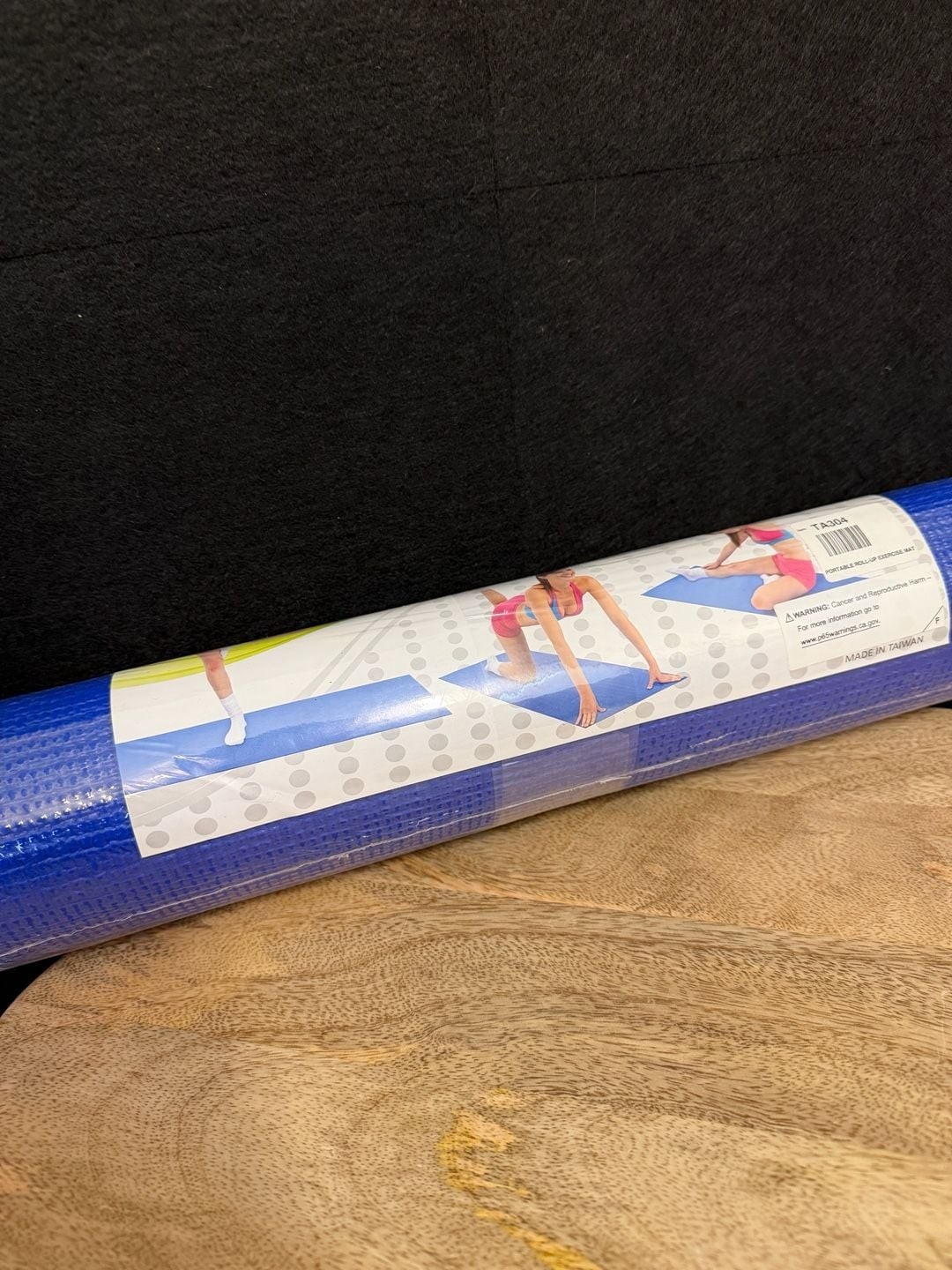 TA304 Portable Roll-Up Exercise Yoga Mat