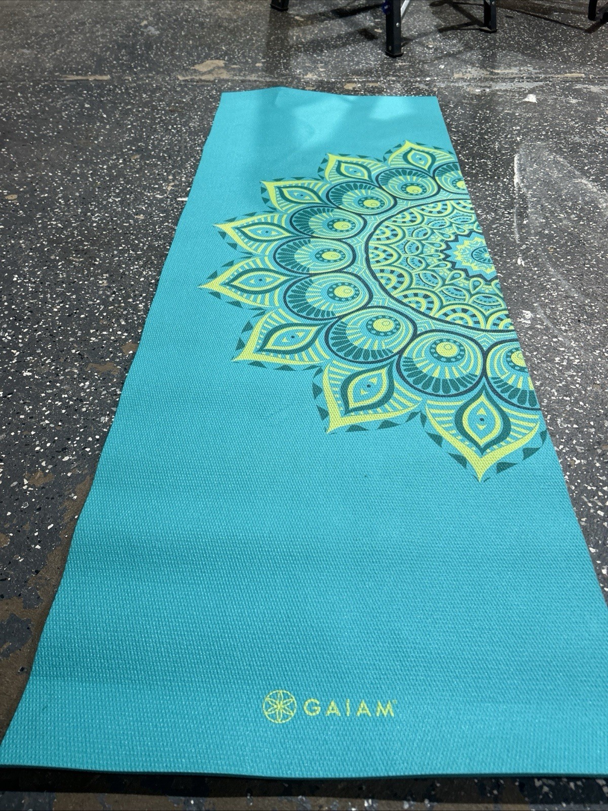 Gaiam Yoga Mat Teal Mandala Print Anti-Slip 68” x 24” x 6mm