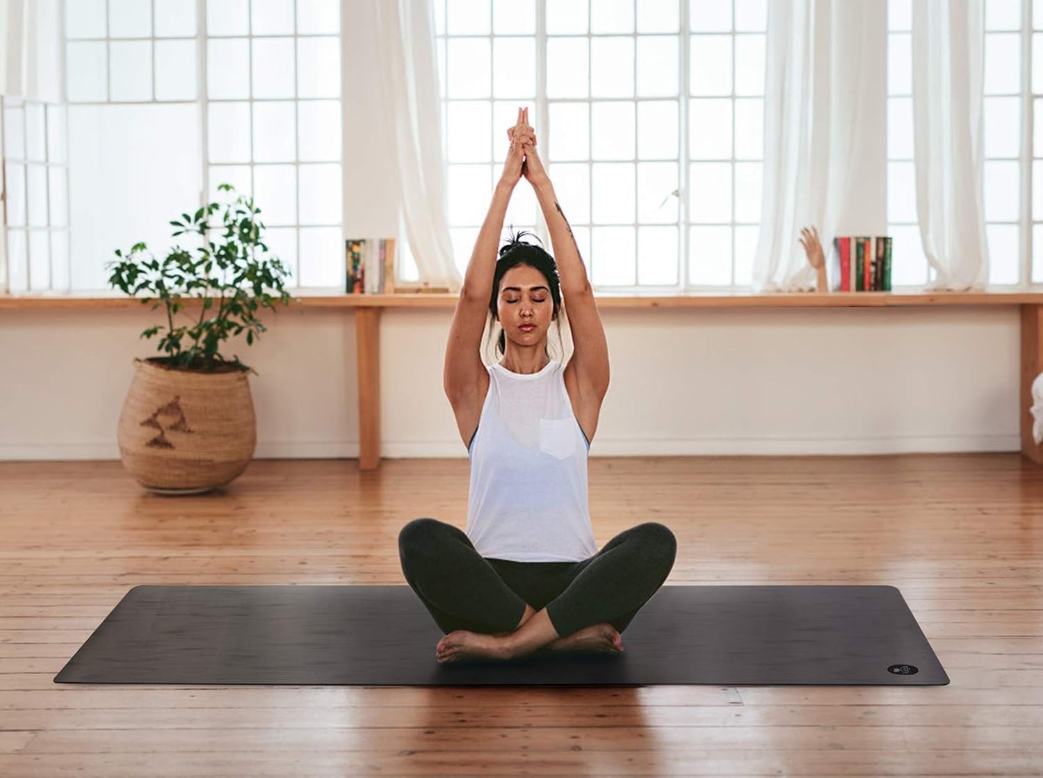 Grip-Enhancing Pro Yoga Mat with Middle-layer Mesh