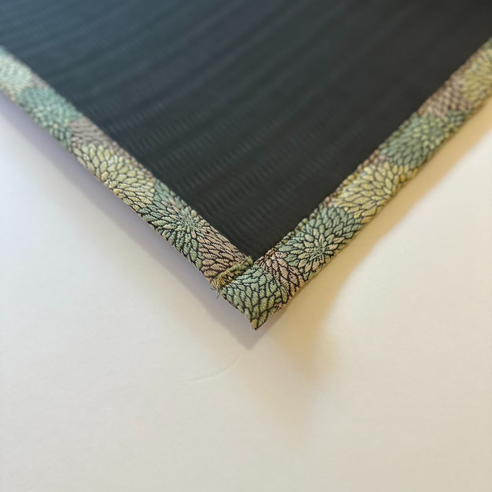Tatami Zen Mat Herringbone – Japanese Igusa Yoga ＆ Meditation Mat for Relaxation