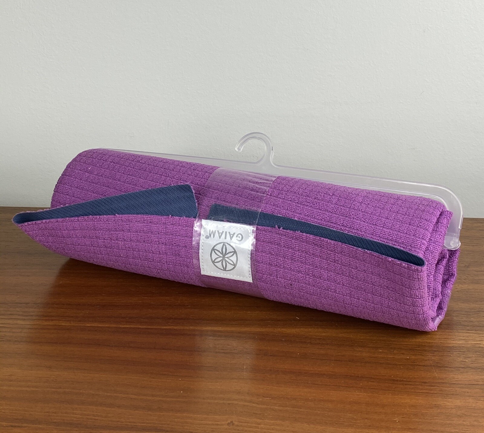 Gaiam Classic Yoga Mat Purple 68” x 24″ x 4mm Non Slip Lightweight NEW