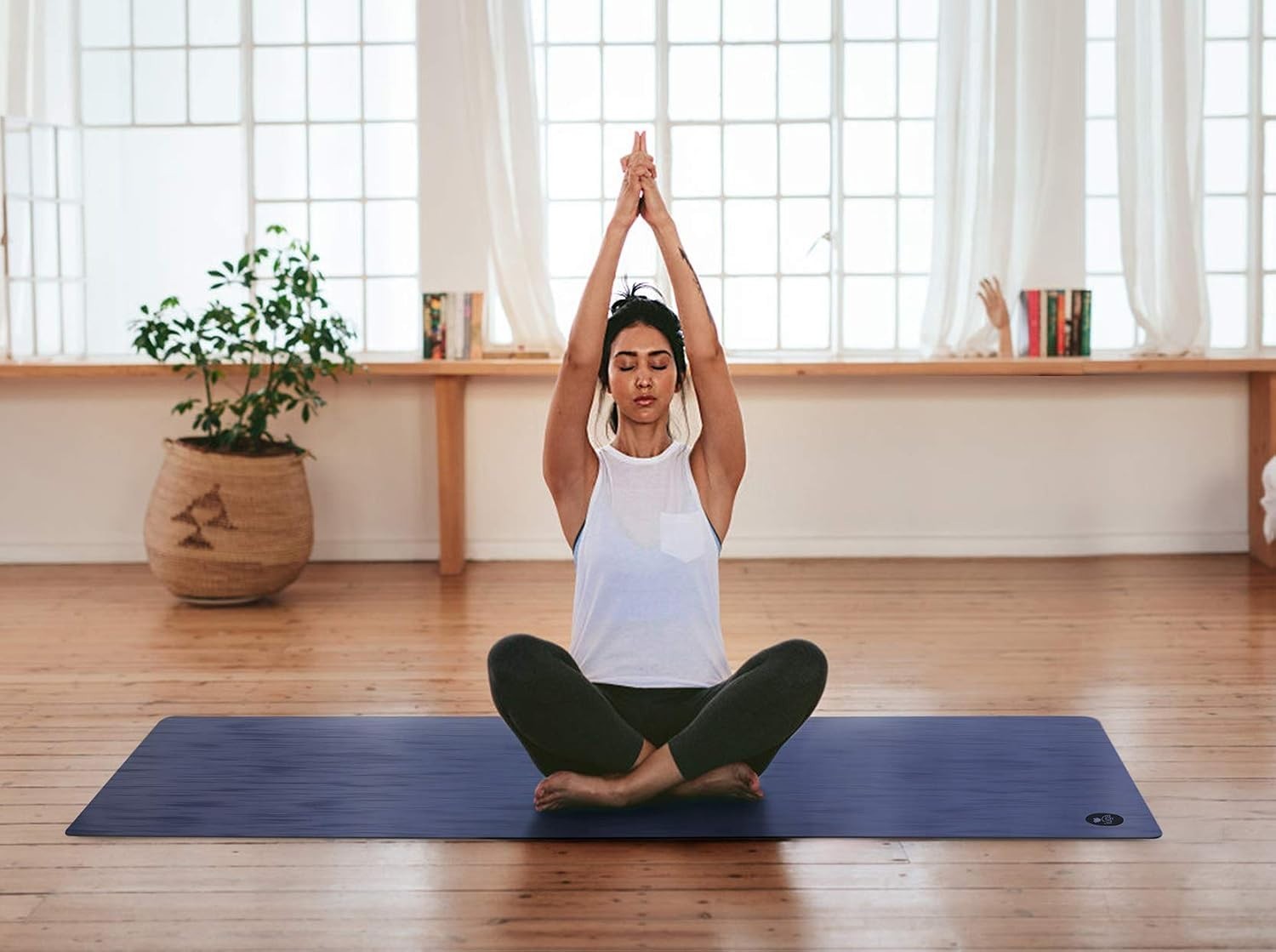 Pro Yoga Mat Non Slip Pilates Anti-tear Eco Friendly Hot Yoga PU SGS Certified