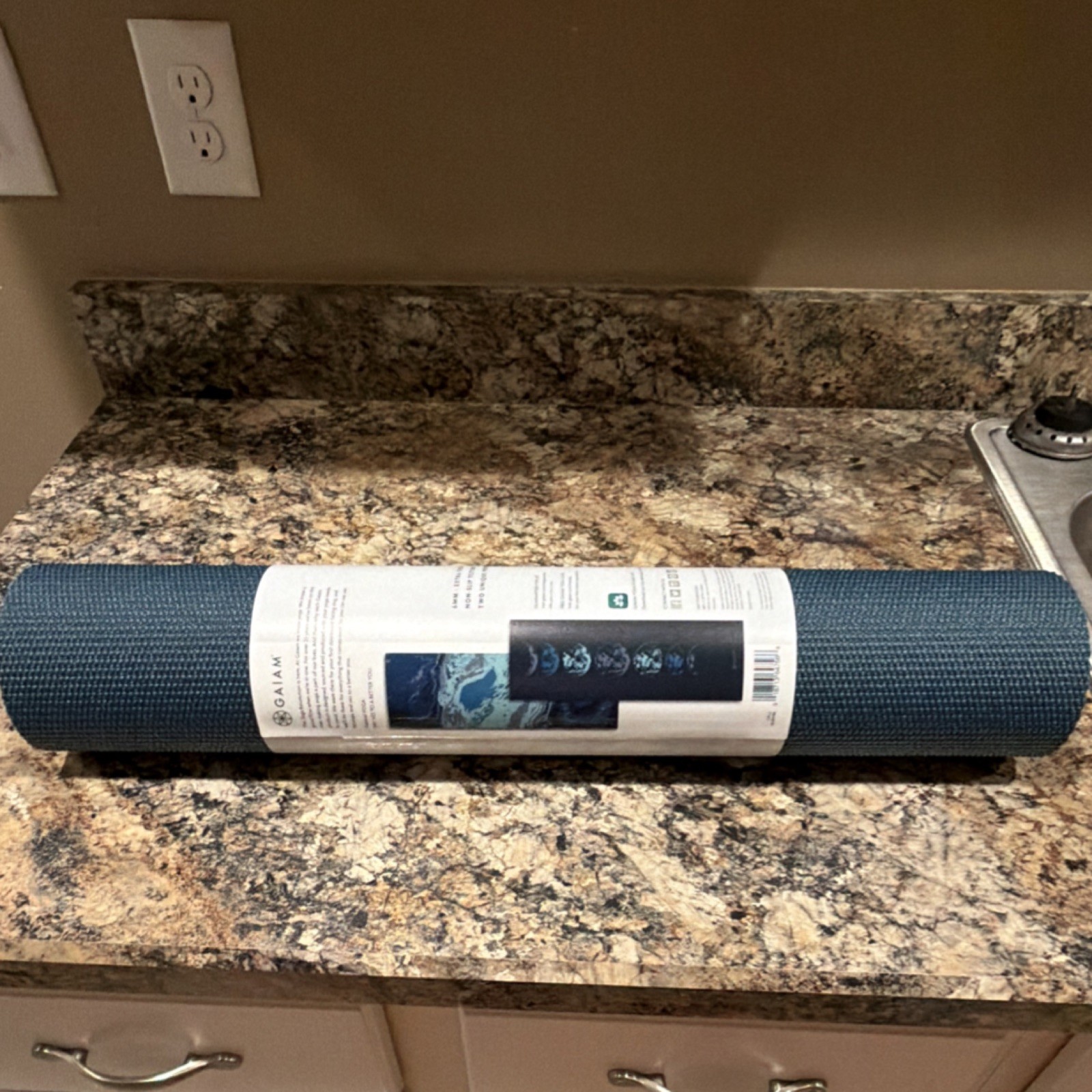 Gaiam Non-Slip Yoga Mat Blue PVC 24×68 in Rectangle for Unisex Adults