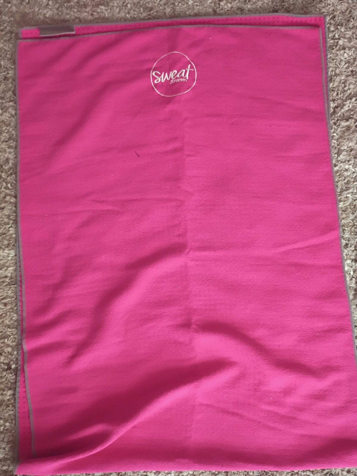 YOGABUM SWEAT Studios Non-Slip Microfiber Yoga Towel 67×24 Pink/Gray