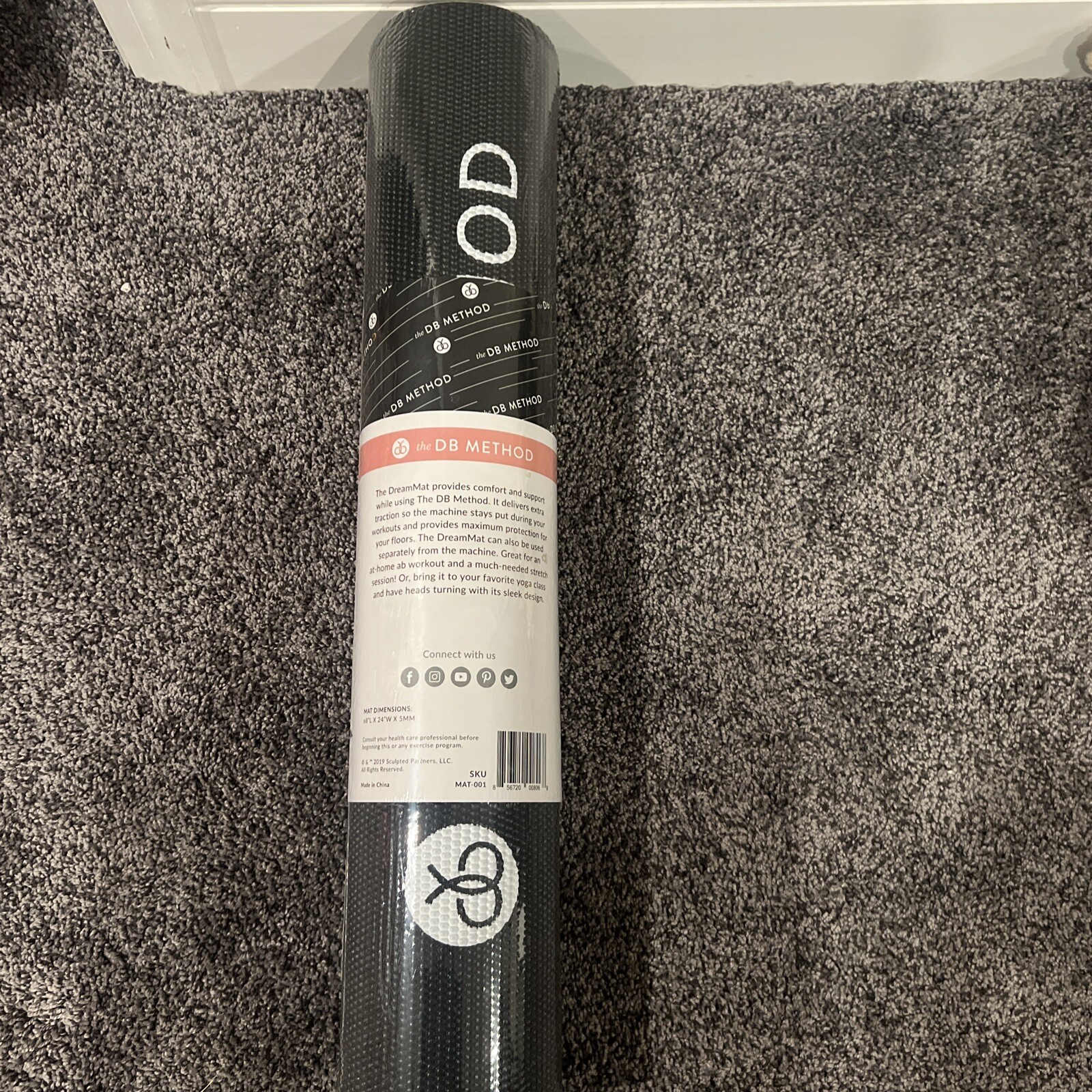 The Dream Mat Db Method Yoga Mat Exercise 68″ x 24″ x 5mm Black