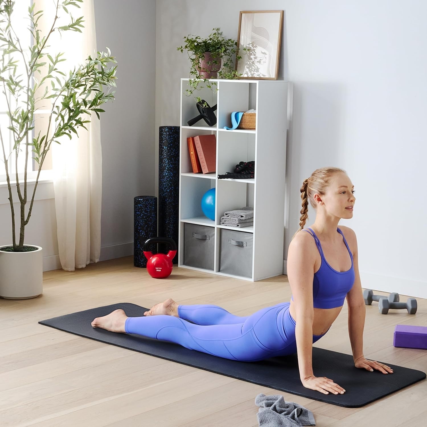 Amazon Basics Extra Thick Exercise Yoga Mat with Carrying Strap Non-Slip