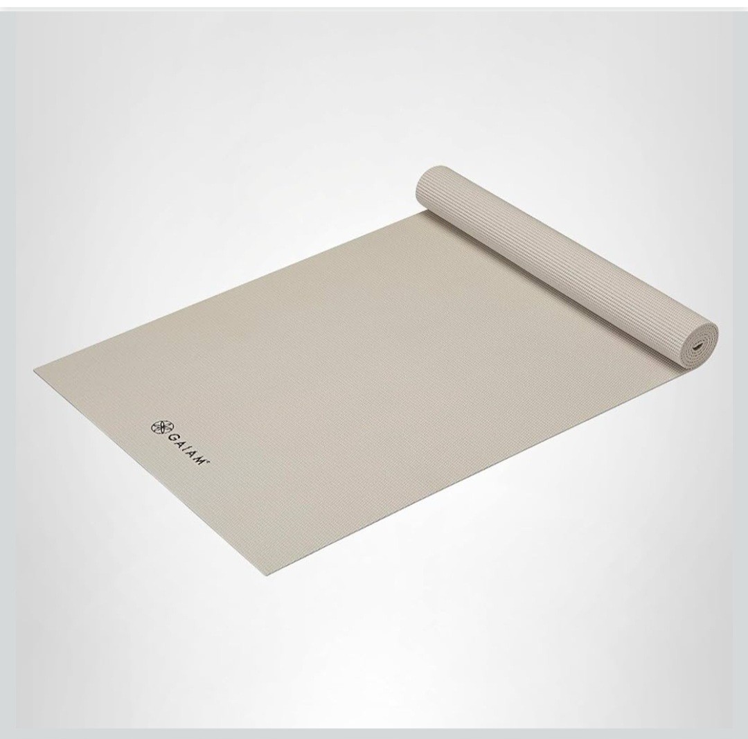 Gaiam Thick Yoga Mat Non Slip Fitness Pilates Workout Mat (7457-0280)