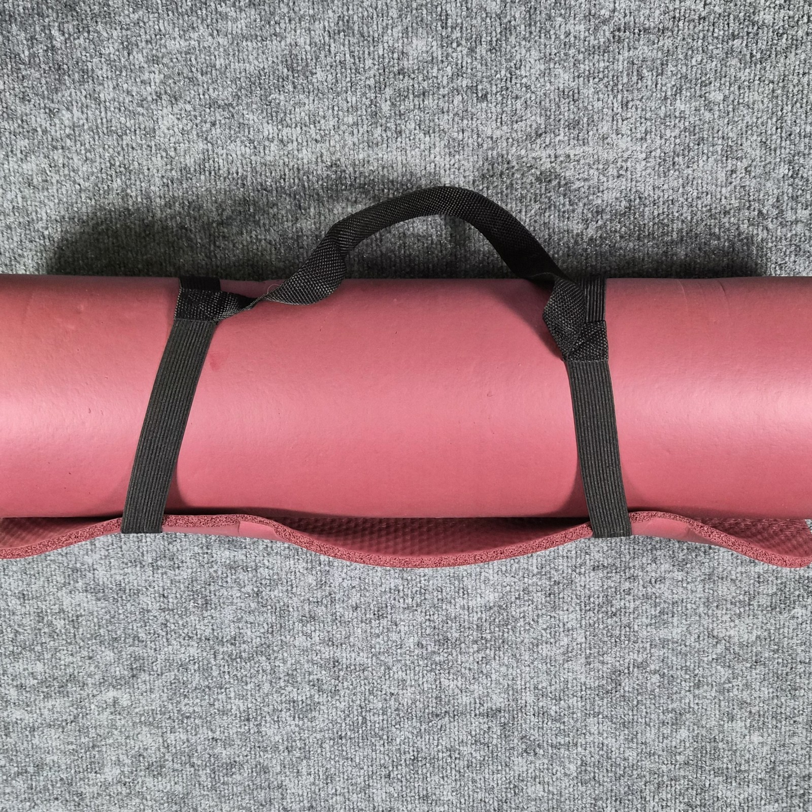 Fitvids 1/2″ Thick High Density Exercise Yoga Mat, Carrying Strap, Deep Wine