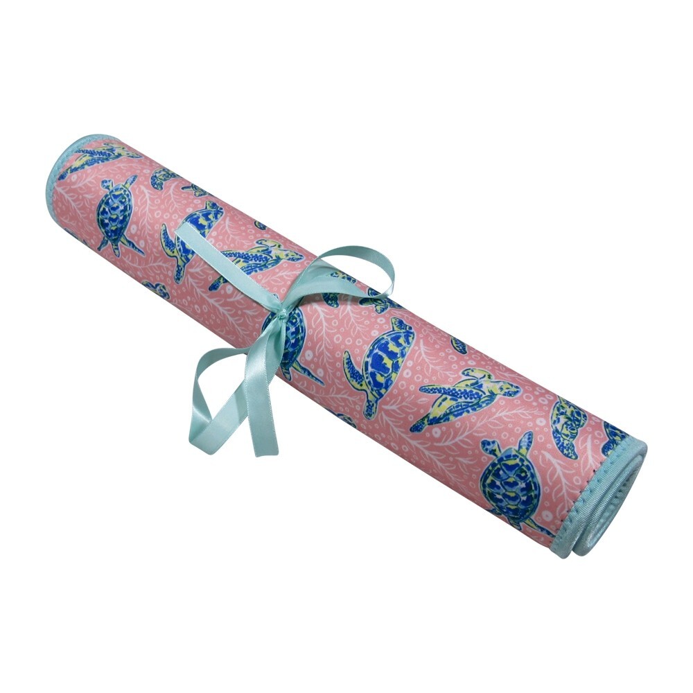 The Coral Palms® Swimsuit Saver Roll-up Neoprene Mat – Solely Sea Turtles