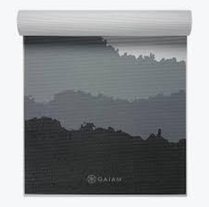 Gaiam Yoga Mat – Premium 6mm H2 Granite Mountains Print.
