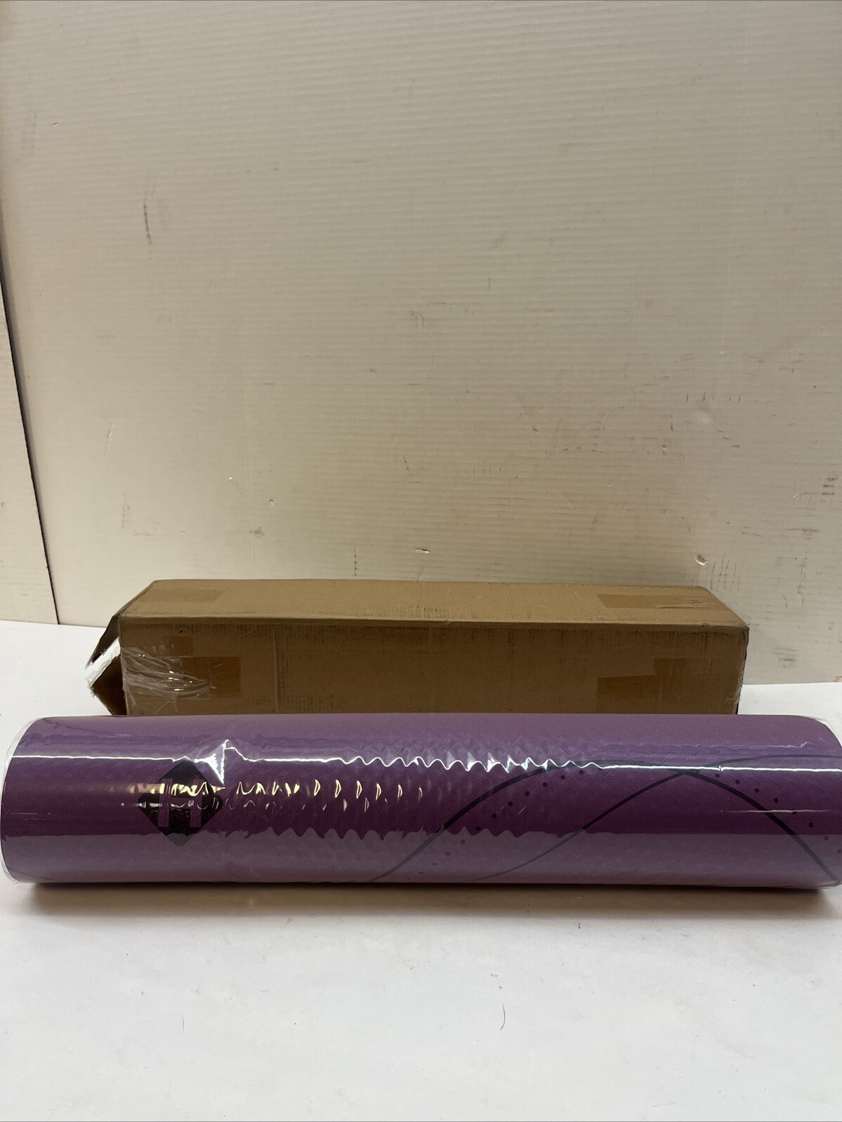 YOGA EXERCISE MAT, HH-COMP -TPE, 1/4″ THICK, PURPLE, NEW IN BOX # 350 -00002