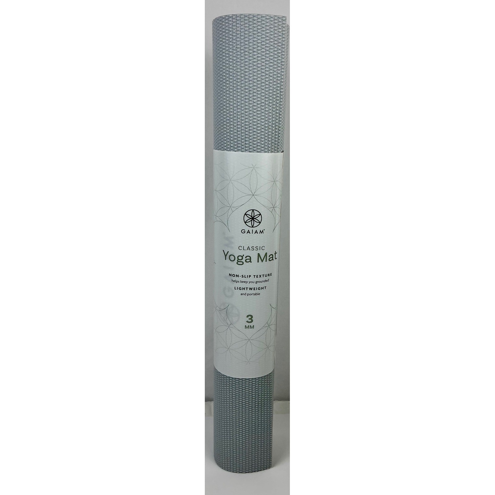 Gaiam Classic Yoga Mat 3 mm Non Slip Texture Lightweight Portable Gray