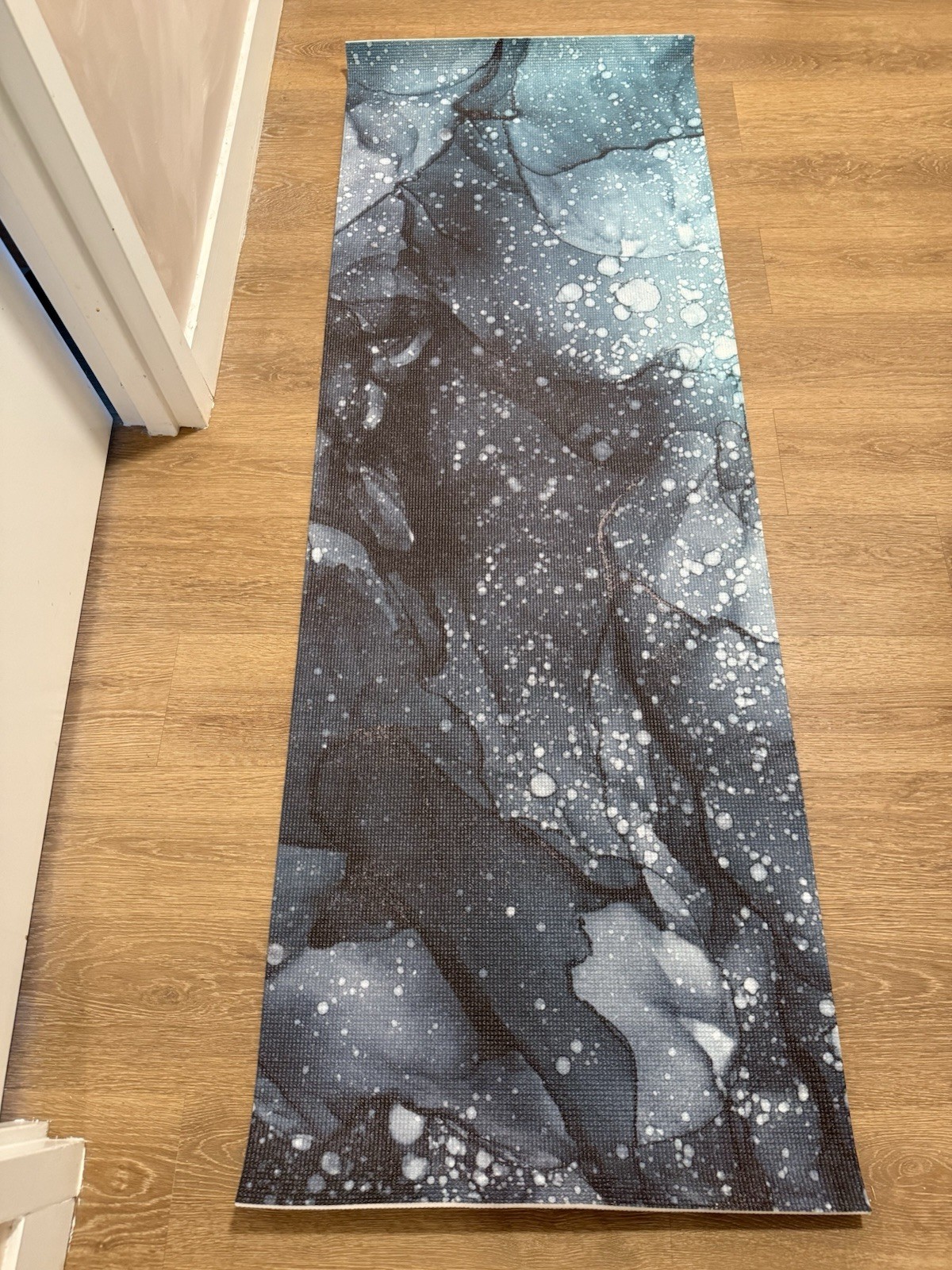 Blue Black White Marbled Non-Slip Yoga Mat with Carry Strap