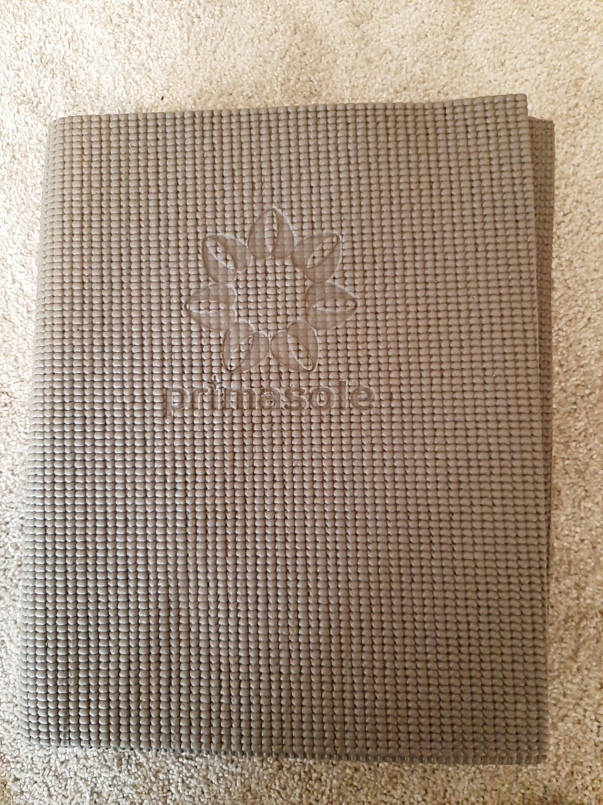 Primasole Folding Yoga Travel Pilates Mat Foldable 4 mm Gray 68″L x 24″W x 0.16″