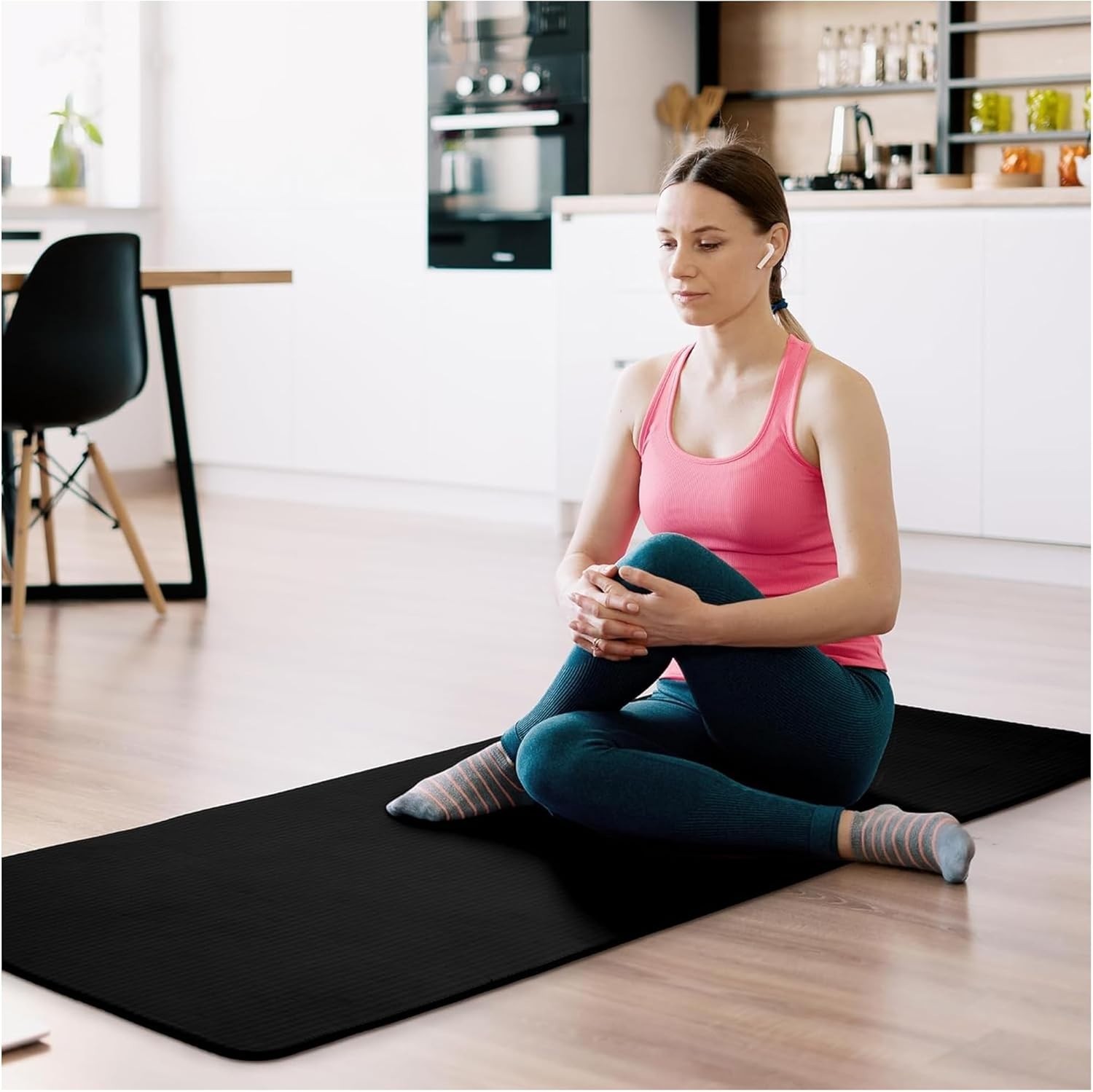 Non-Slip Yoga Mat, 71″ x 24″ – Anti-Tear, Moisture Resistant & Portable