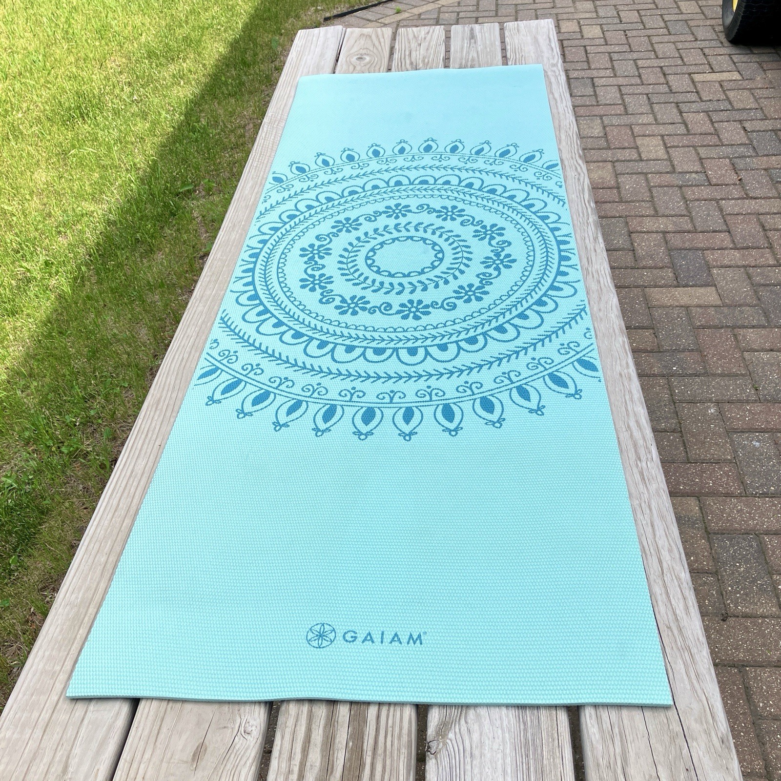 GAIAM Premium Self Exercise Yoga Mat Turquoise Non Slip 68″ L x 24″ 5mm Fitness