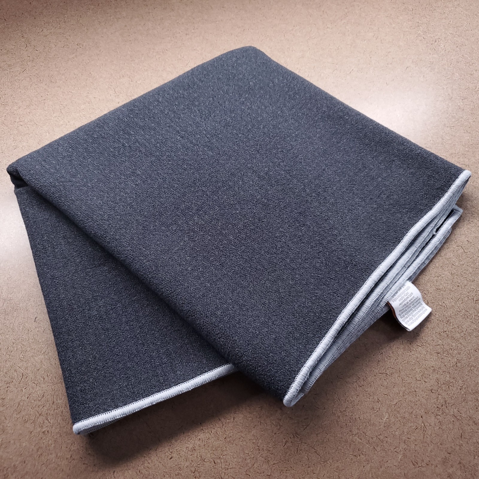 Yogitoes Skidless Yoga Towel Mat 24 x 62 Dark Gray Fitness Pilates Non Slip