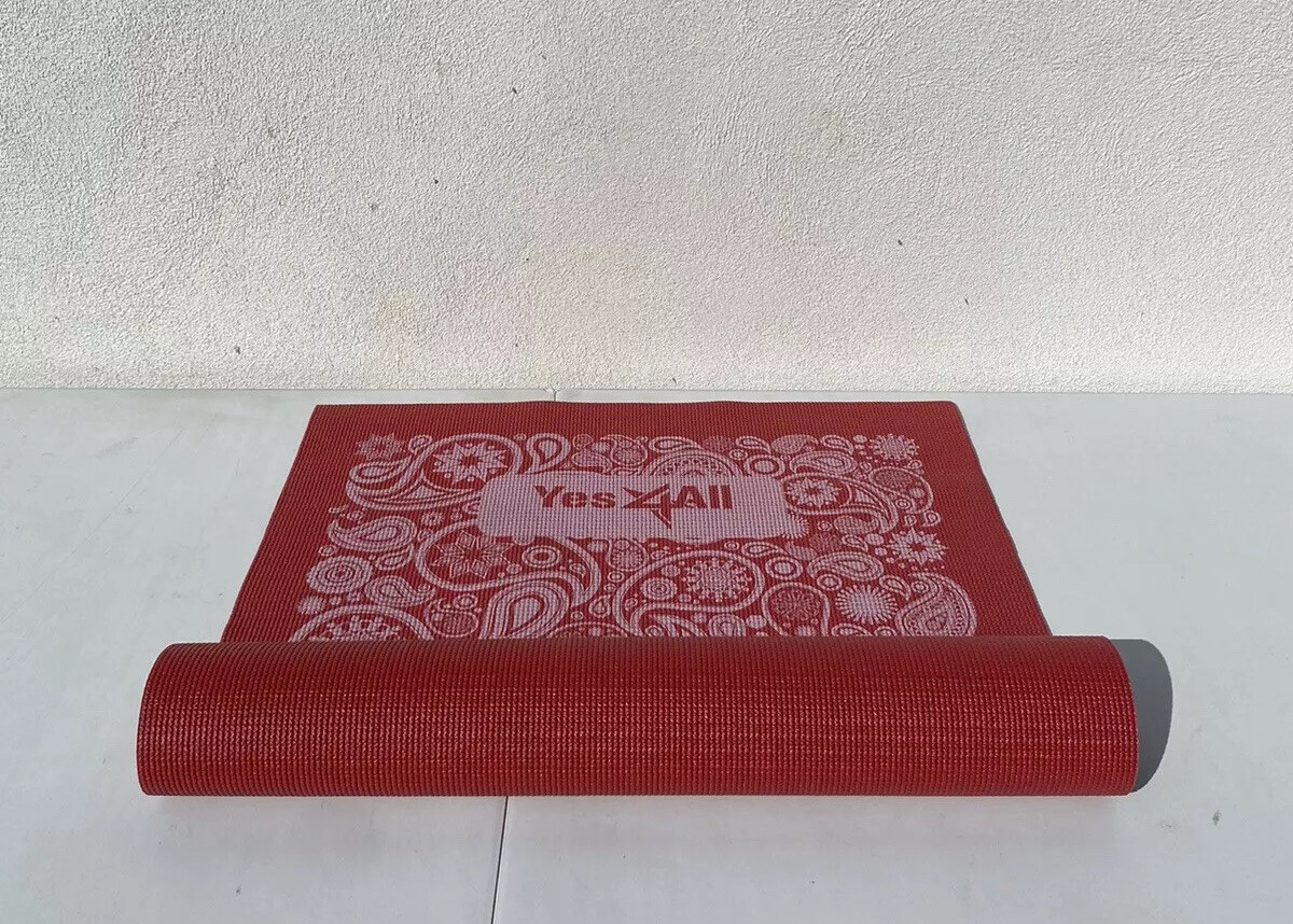 Yoga Mat (Paisley Punch Red) – Yes 4 All