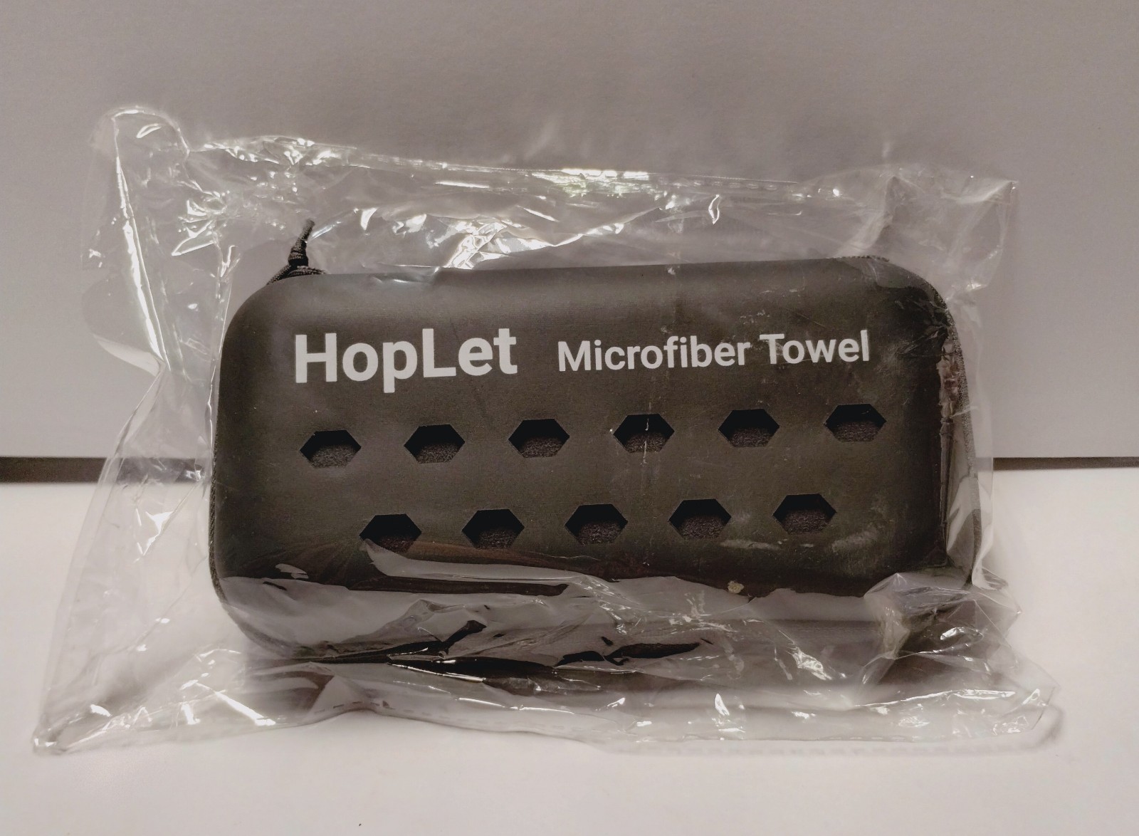 Hoplet Microfiber Towel Camping to Outdoors Gym Fitness Yoga New