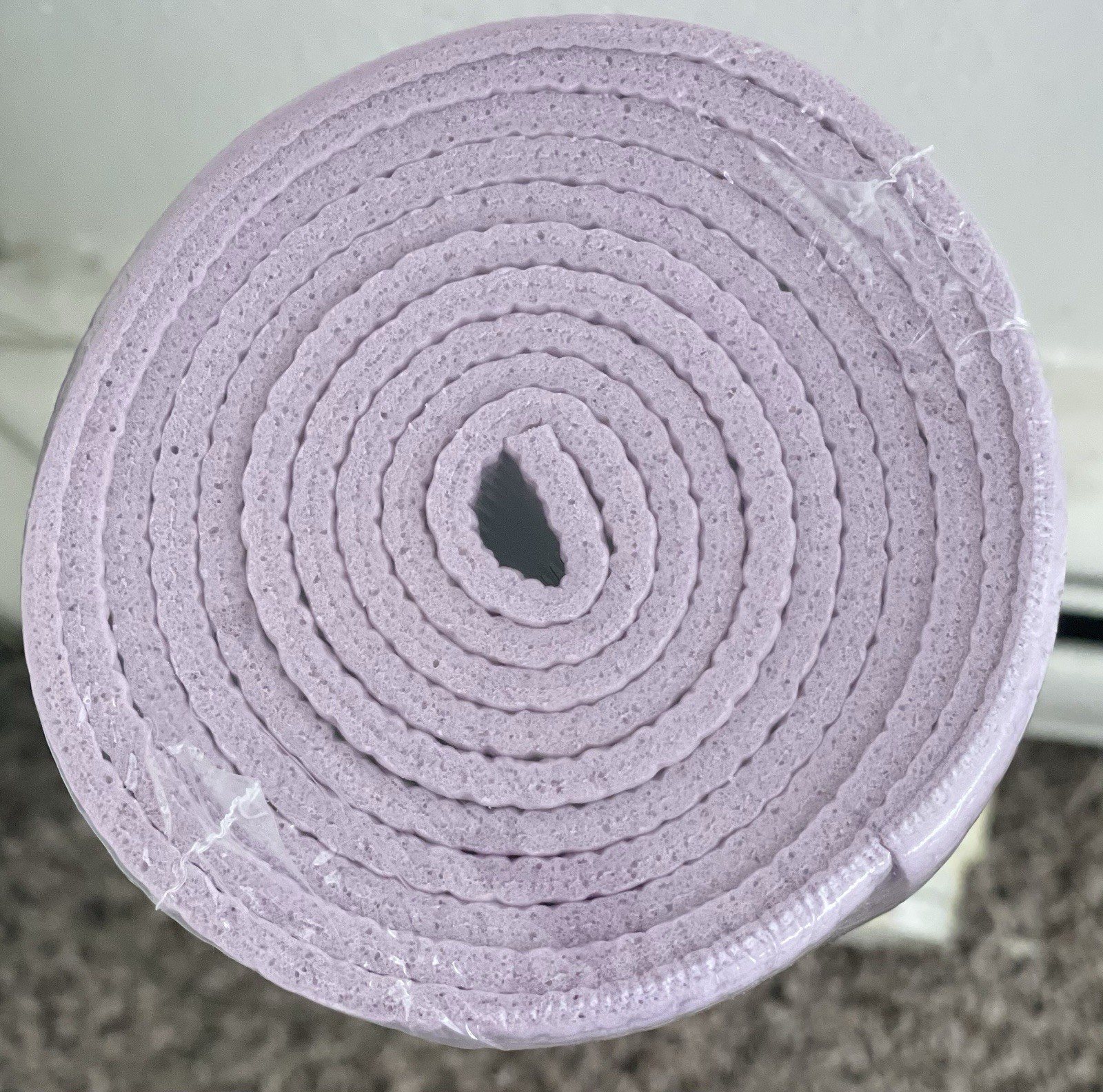 Body Hype 4mm Non-Slip Textured Yoga Mat 24″x 68″ in Purple (Brand New)
