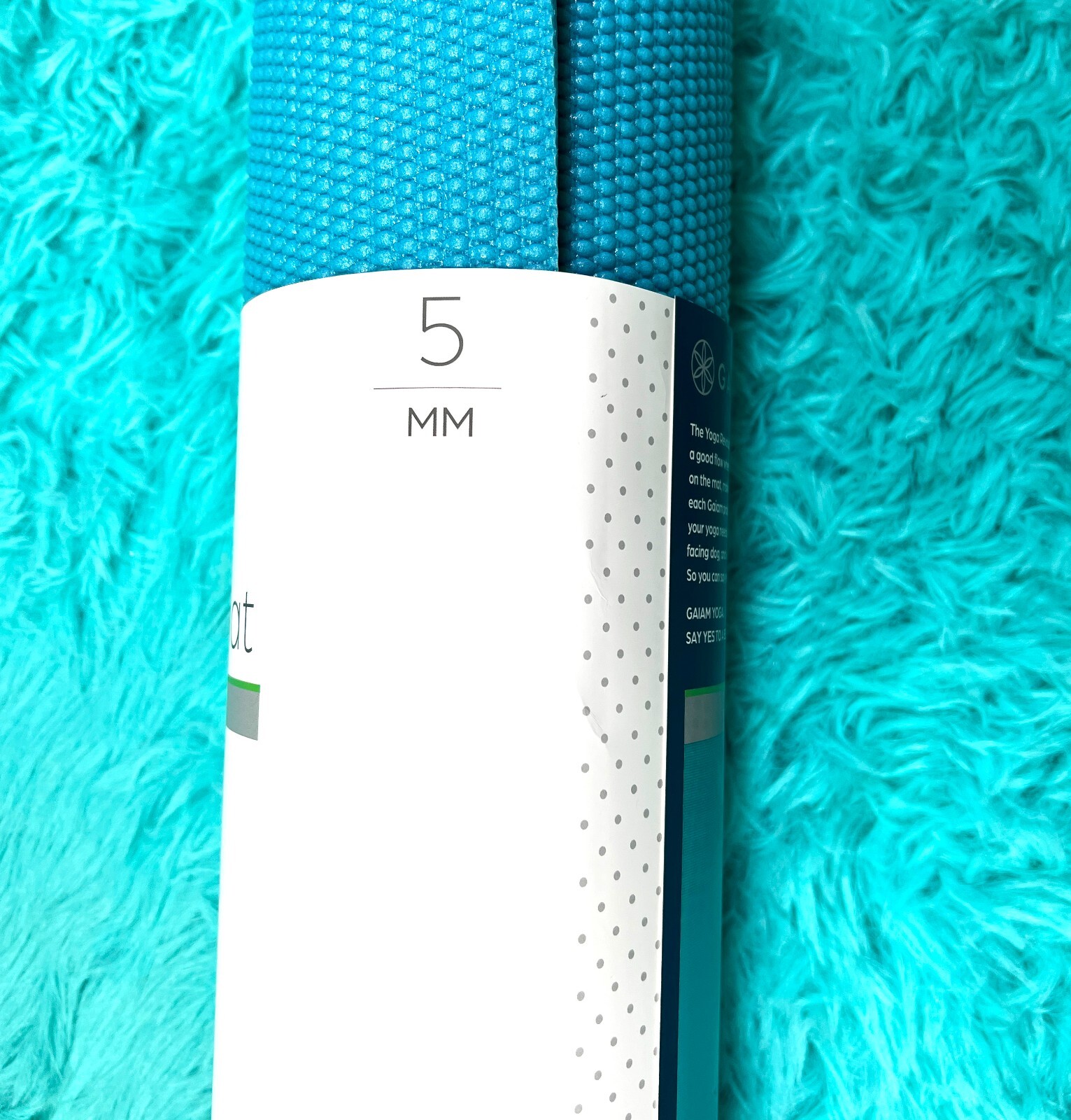 Premium GAIAM Yoga Mat for Exercise, Fitness & Pilates – Solid Color (68″ x 24″)