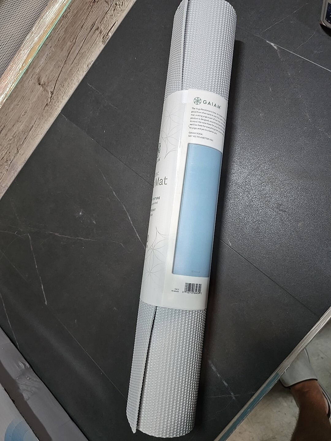 Gaiam Classic Yoga Mat 3MM Lakeside Light Grey Lightweight Portable Non-Slip NEW