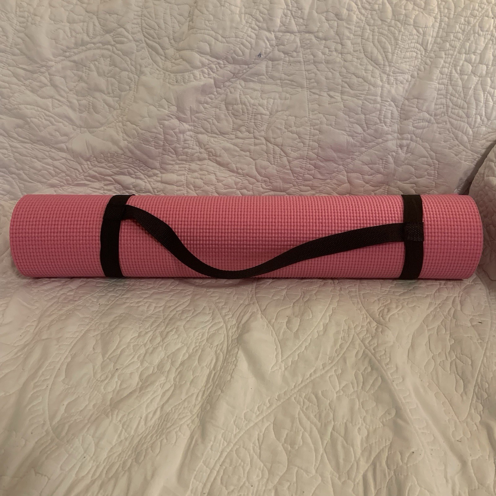 All Purpose 1/4-Inch High Density Anti-Tear Exercise Yoga Mat with Pink – Used