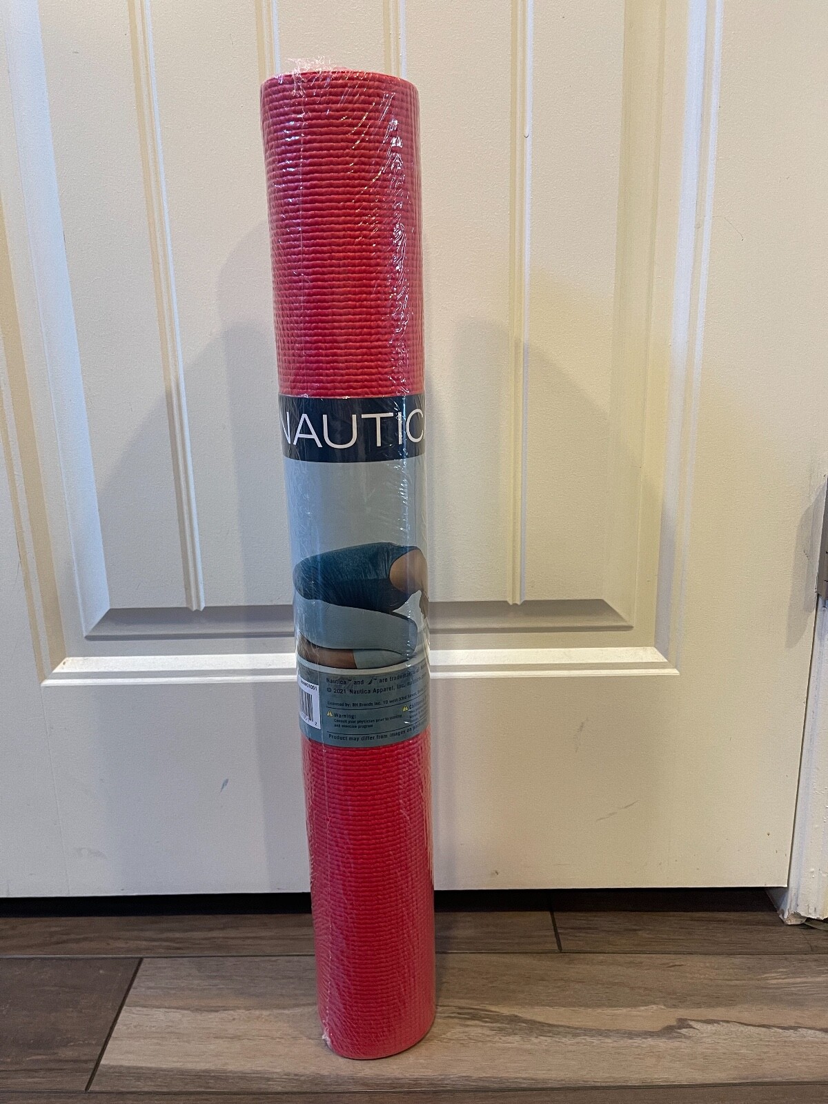 NEW Nautica 4mm Red Yoga Mat Non-Slip Indoor/Outdoor Unisex