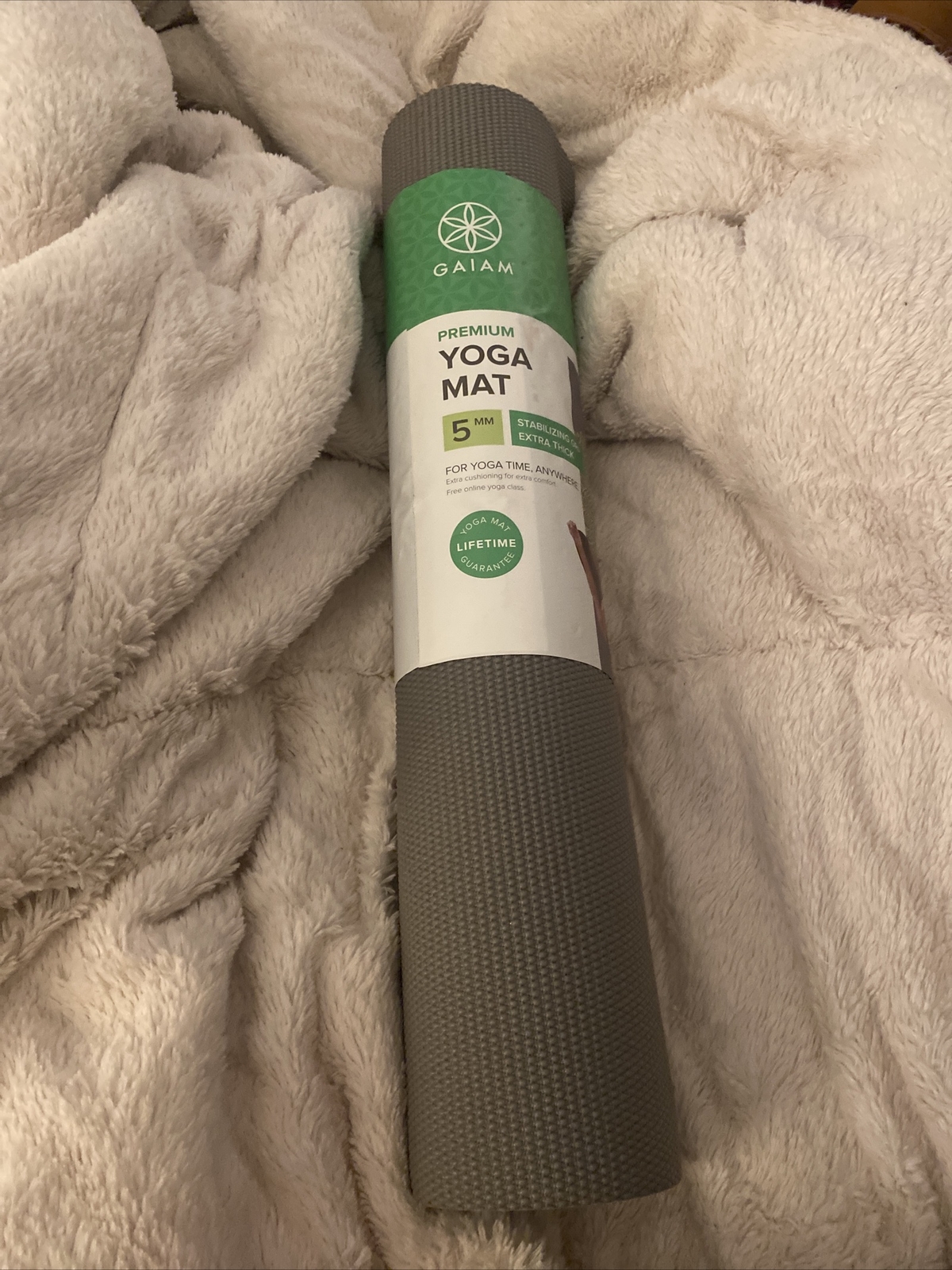 Gaiam Premium Print Yoga Mat 5MM Stabilizing Grip – Extra Thick 68″ x 24″ Gray