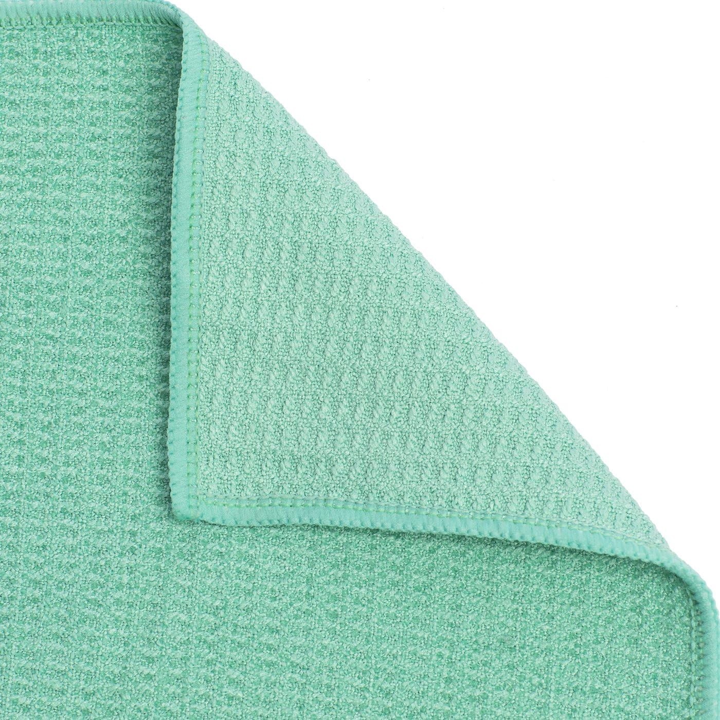 Hot Yoga Towel – Mat-Sized, Microfiber, Super Absorbent, Anti-Slip, Injury Fr…