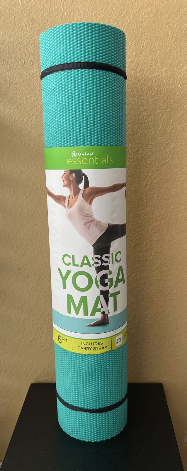 Gaiam Essentials Classic Yoga Mat Green 6mm Includes Carry Strap 72″ x 24″