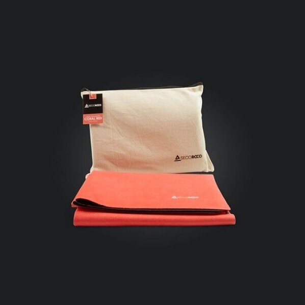 Travel Rubber Yoga Mats in Stylish Colours, Includes Yoga Bag